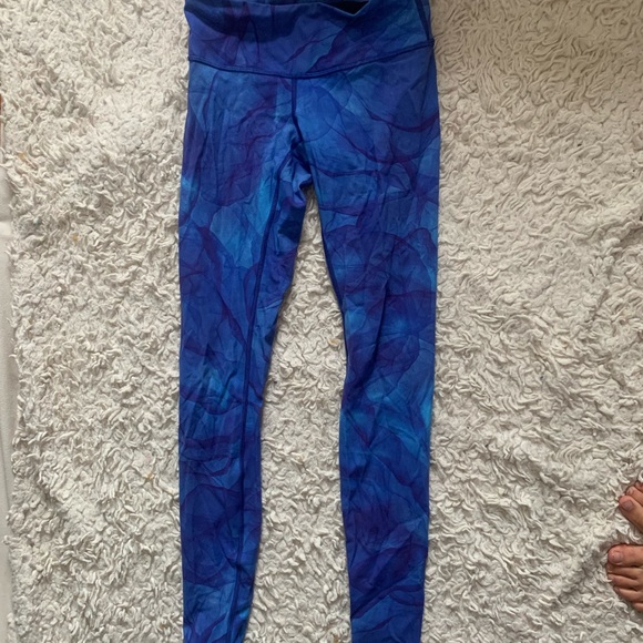 Lululemon leggings, blue size 6 - Picture 3 of 5